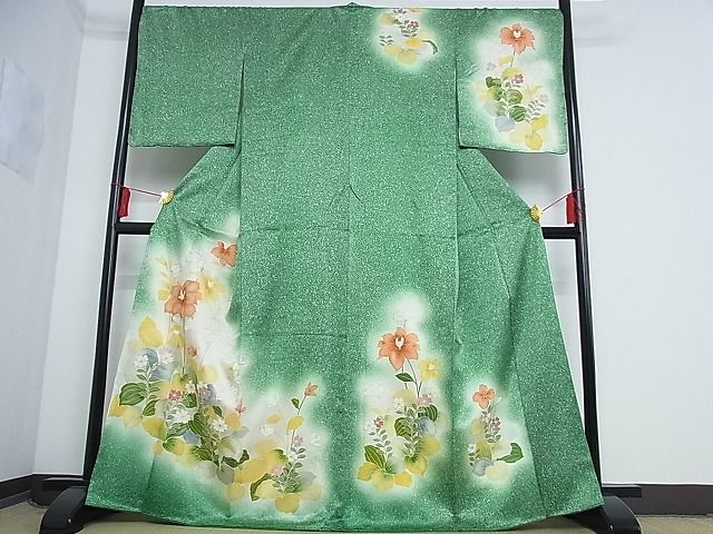 平和屋-こころ店■訪問着　刺繍　草花文　たたき染め　金彩　着丈165cm　裄丈70cm　正絹　逸品　未使用　B-oa6870_画像1