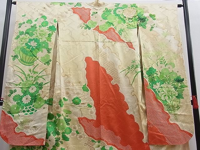 平和屋野田店■豪華振袖　絞り　駒刺繍　菊花籠文　金彩　逸品　n-mz7479_画像2