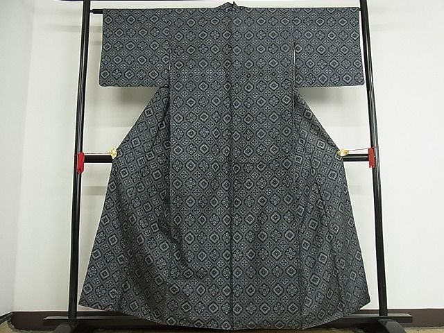 平和屋-こころ店■上質な紬　花亀甲文　着丈155cm　裄丈64cm　正絹　逸品　1B-np288_画像1