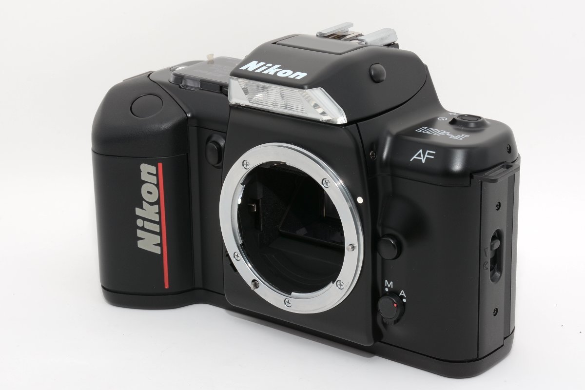 【美品】Nikon ニコン F-401 ボディ オートフォーカス一眼レフカメラ + ハーフケース/ストラップ 付属 #3375_画像1