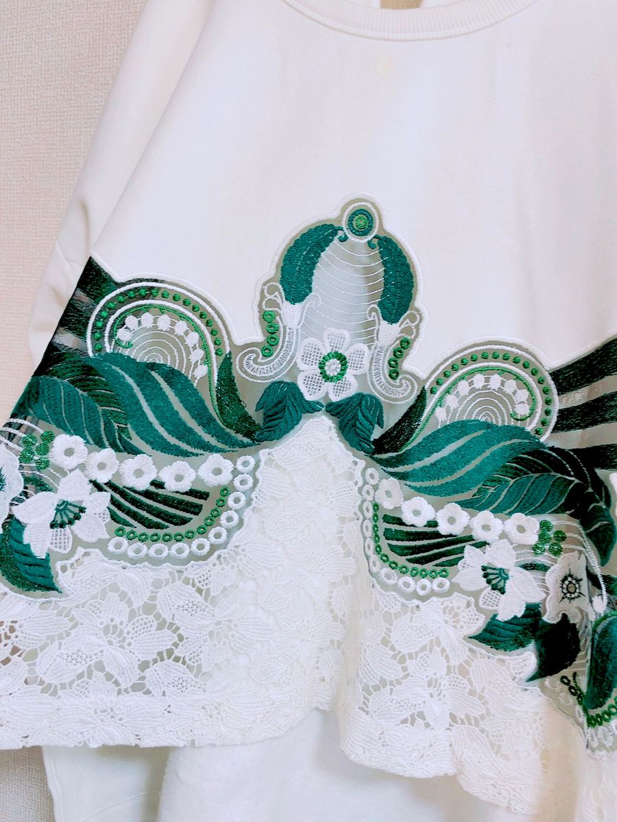 mame 【希少】レース刺繍スウェット マメ|Yahoo!フリマ(旧 mame 【希少】レース刺繍スウェット マメ|Yahoo!フリマ(旧