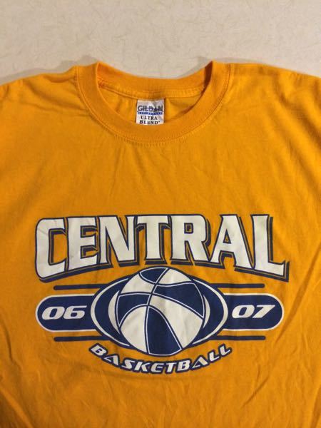 CentralBasketball/GILDAN(USA)ビンテージTシャツ