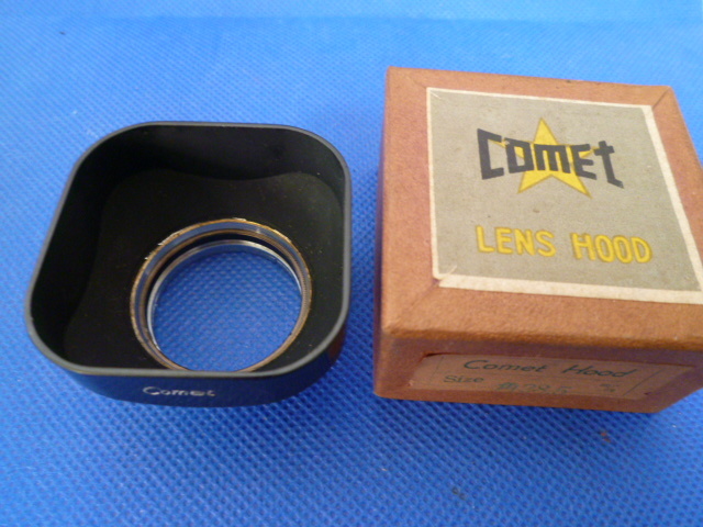 珍品 レトロキャメラ COMET クラシック 28.5mm 角レンズフード 小径 アンティーク コメット カメラ 純正品　元箱入り_画像2