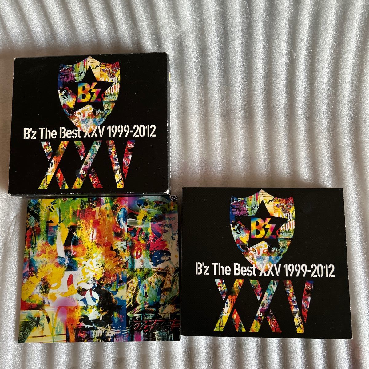 B'z B'z The Best XXV 1999-2012 CD DVD (初回限定盤) ビーズ Bz 稲葉浩志 松本孝弘_画像3