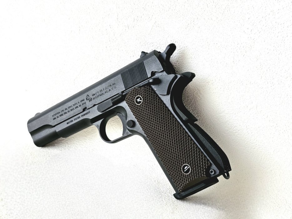 【レア】 BATON Air soft M1911A1 CO2GBB 2020年 ファーストロット ガスガン・CO2 カートリッジ・ケース付き エアガン ハンドガン_画像3