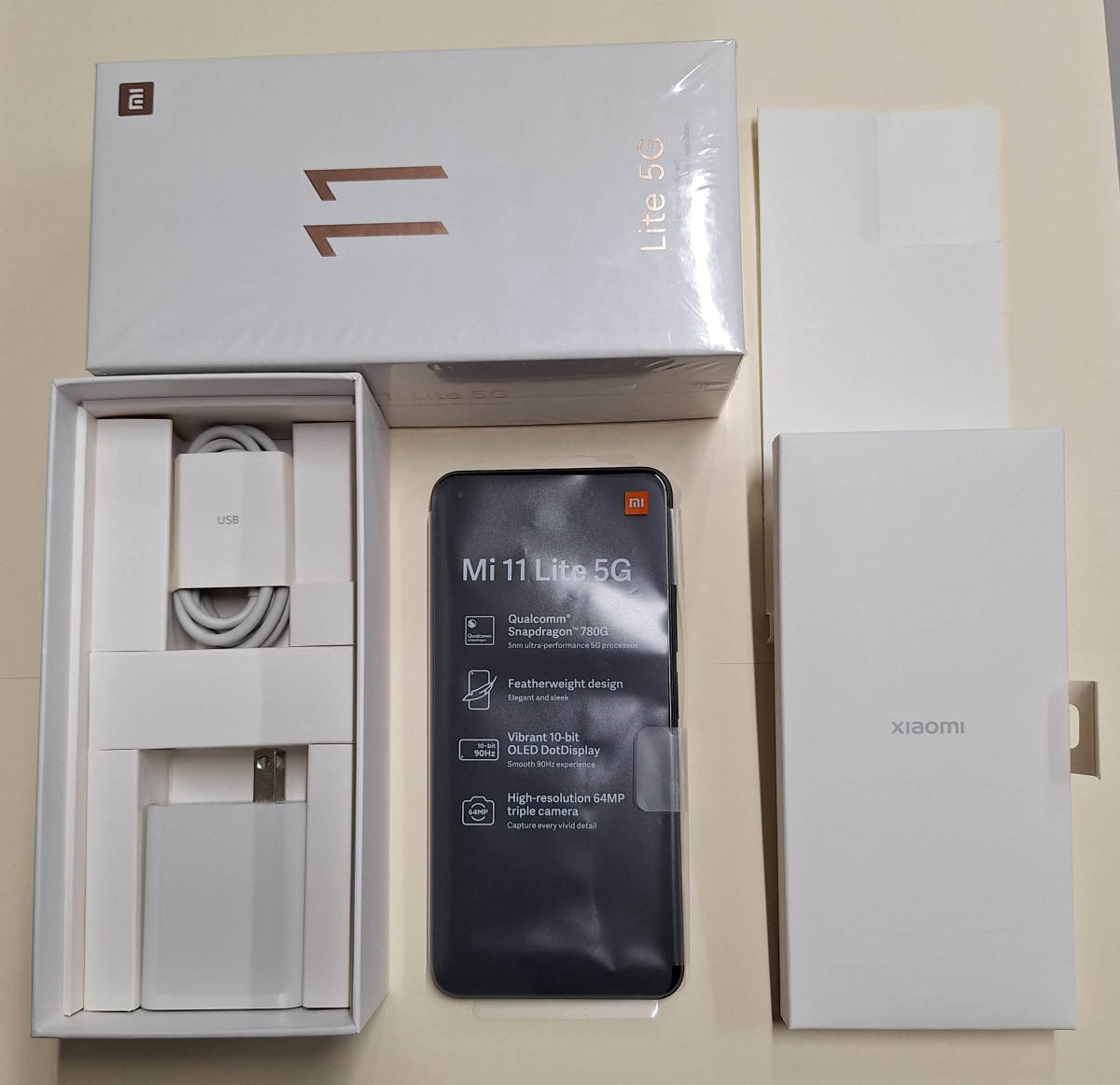 Xiaomi Mi 11 Lite 5G ブラック SIMフリーおまけ 美品-