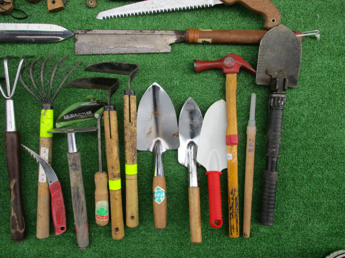 M21園芸道具★刈込鋏、鎌、鍬、熊手、鋸、ショベルなどまとめて_画像7