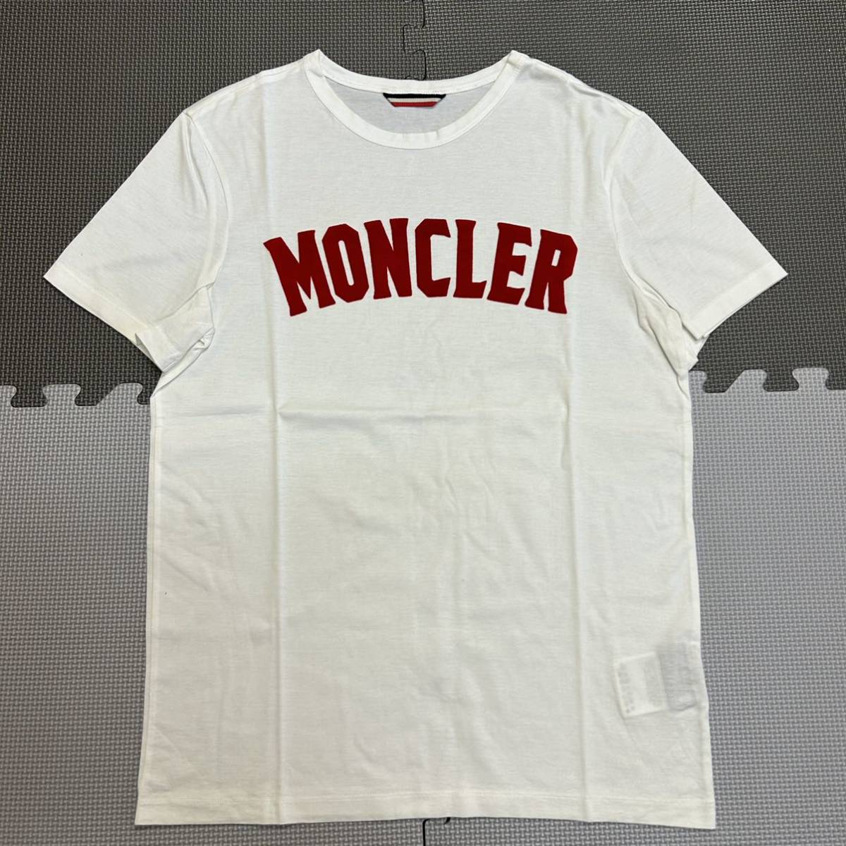 【美品】【最安値】MONCLER モンクレール　半袖Tシャツ　S_画像1