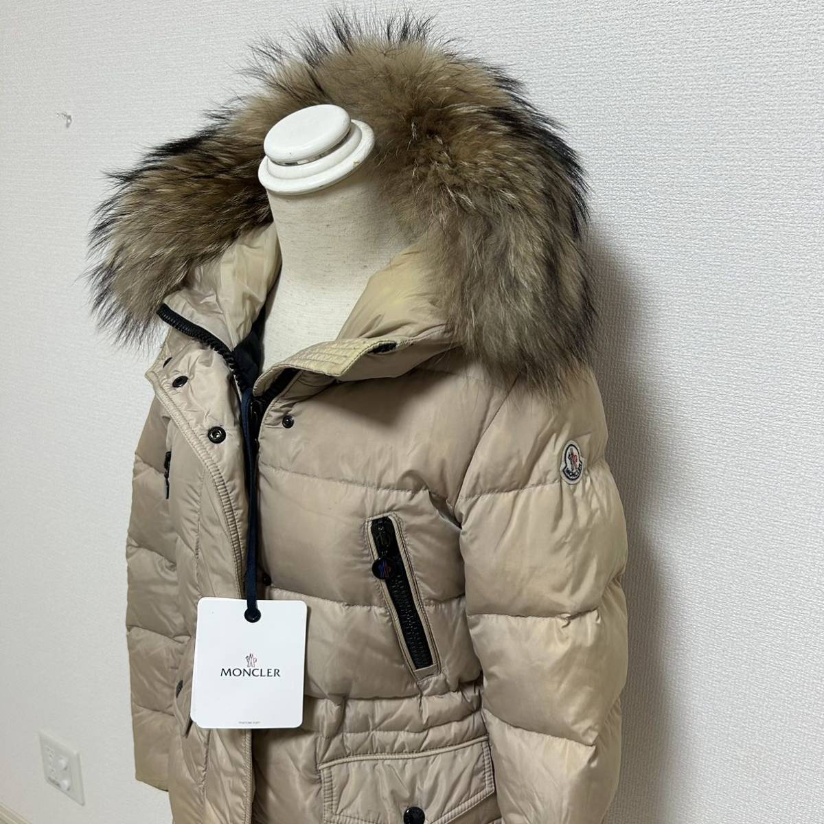 MONCLER モンクレール FRAGON フラゴン ダウンコート ベージュ 破格】【最安値】MONCLER モンクレール フラゴン FRAGON ダウン