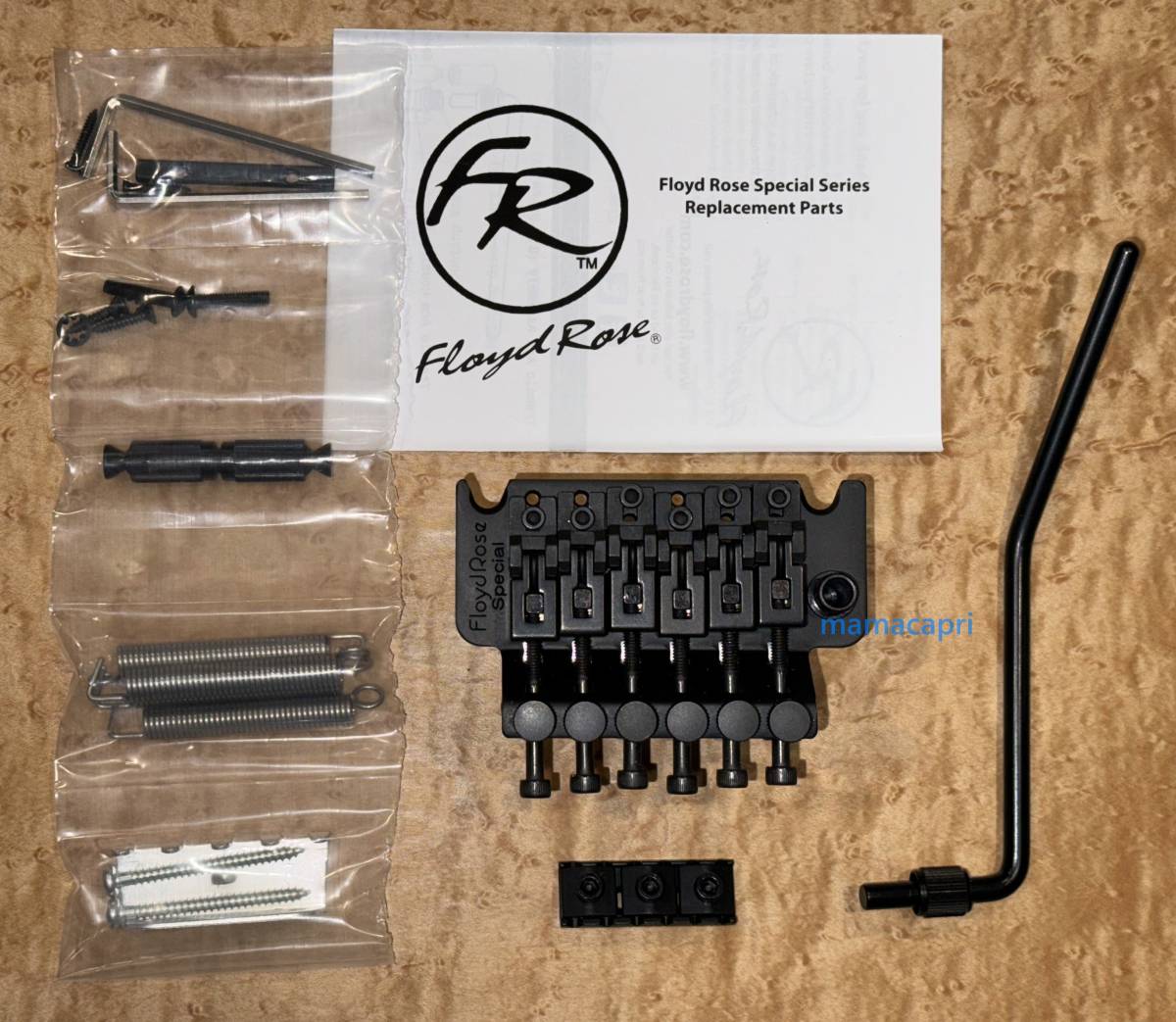 新品Floyd Rose 純正 FRTS2000S Special Series R2 37mm Tremolo System Satin Blackフロイド ローズ スペシャル 箱入り トレモロ ブリッジ