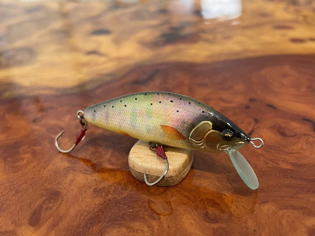 T.C.G Handmade Lures 50s No.8 ハンドメイドミノー アワビ貼り ハンドメイドルアー_画像4