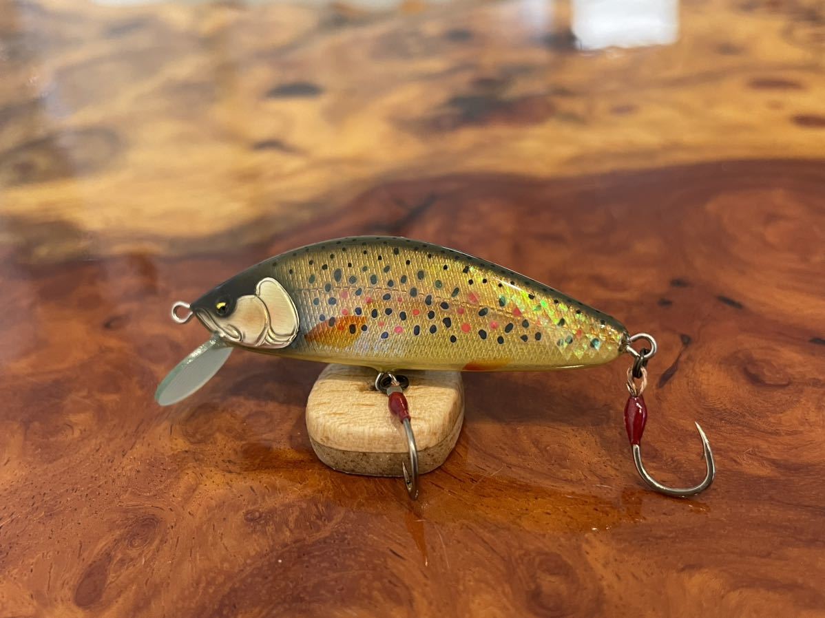 T.C.G Handmade Lures 50s No.9 ハンドメイドミノー アワビ貼り ハンドメイドルアー_画像2