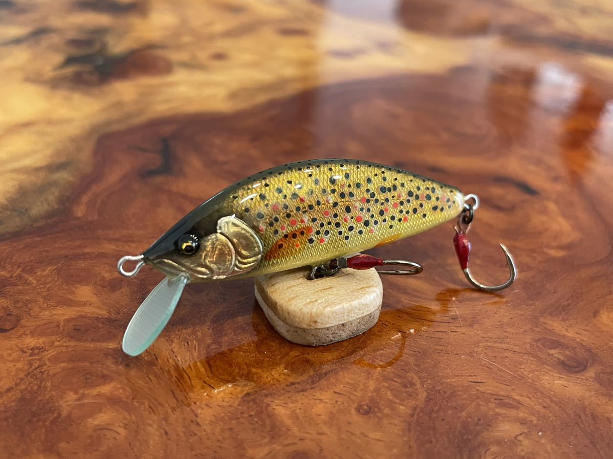 T.C.G Handmade Lures 50s No.12 ハンドメイドミノー アワビ貼り ハンドメイドルアー_画像1