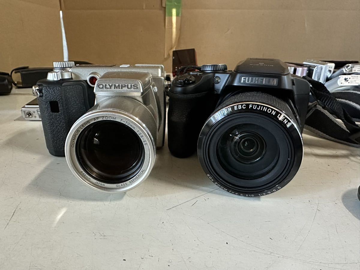 デジタルカメラ SONY /FUJIFILM/ Panasonic/Canon/OLYMPUS/CASIO/Nikon 他色々計50台 ジャンク_画像9