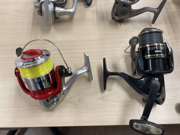 A07-103-1108-123 【ジャンク】釣り具　スピニングリール　海用　850～8000　計20個　Daiwa　OLYMPIC　他　まとめ　_画像8