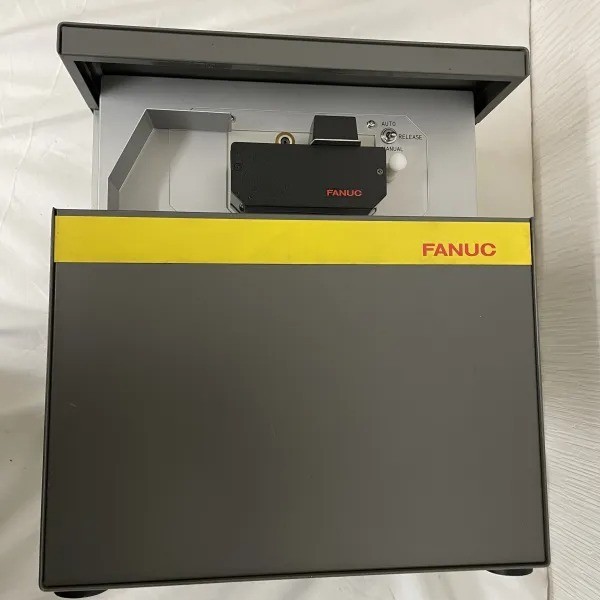 863　FANUC LTD　A13B-0074-B001 テープリーダーユニット_画像2