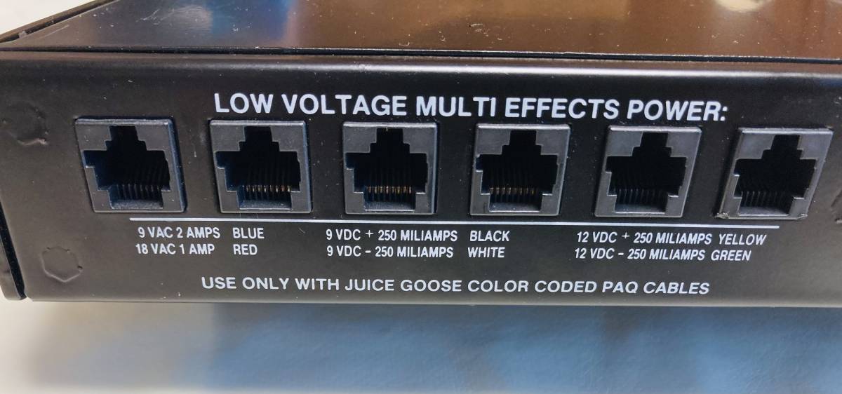 レア！JuiceGoose Twelve Paq ラックシステム用Multi Voltage Effects Power Center パワーディストリビューター_画像3