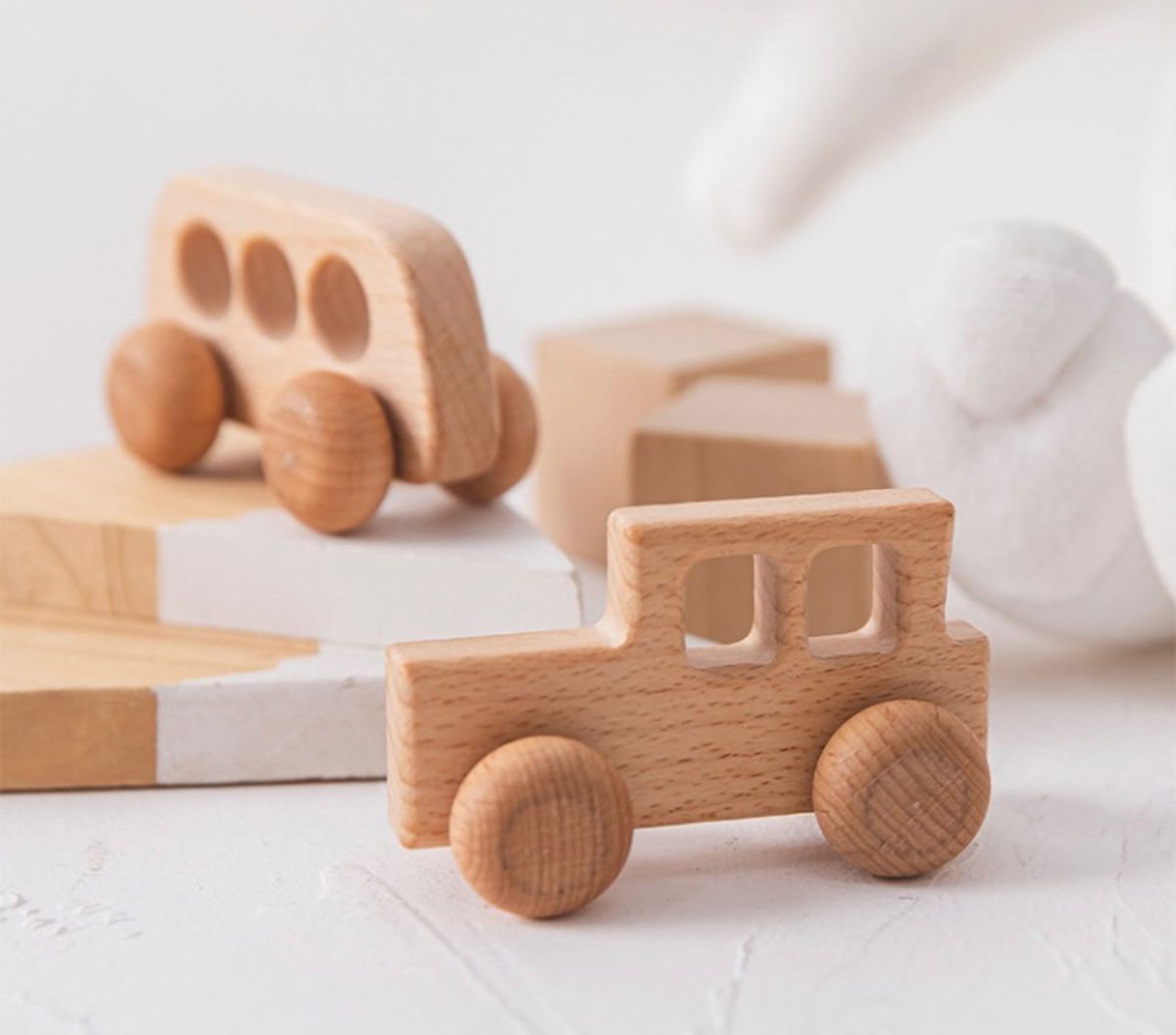 【木のおもちゃ4点set】ブナの木　車のおもちゃ　子供の日　出産祝い　プレゼント おままごと 木のおもちゃ