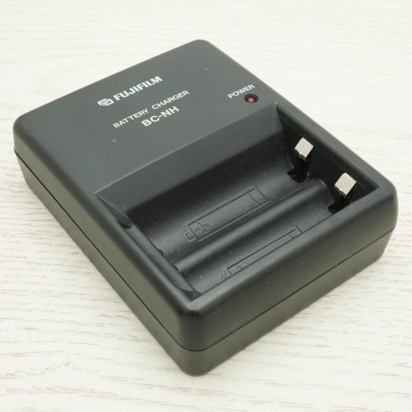 [ used ] battery charger lFUJIFILM BC-NH[ single three size rechargeable battery for ]