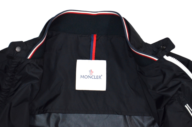 【未使用・新品同様】MONCLER モンクレール ブルゾン size 1 春秋冬 メンズ アウター カジュアルにも◎ ジャンバー デニムにも◎ ワッペン_画像4