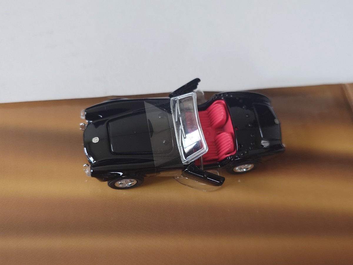 SHELBY COLLECTIBLES●2012 SHELBY GT 500 SUPER SNAKE●1/18●CARROLL SHELBY シェルビー コレクタブルズ マスタング スーパースネーク_画像9