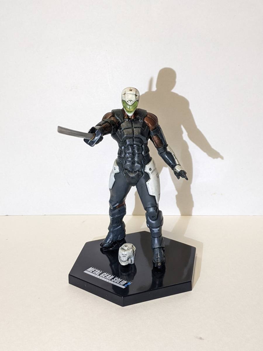 サイボーグ忍者　フィギュア　コナミフィギュアコレクション METAL GEAR SOLID2　メタルギアソリッド グレイ・フォックス ディープスロート_画像1