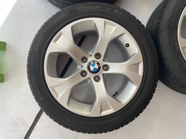 EA5020 BMW X1 純正アルミ＆タイヤ　４本セット_画像4