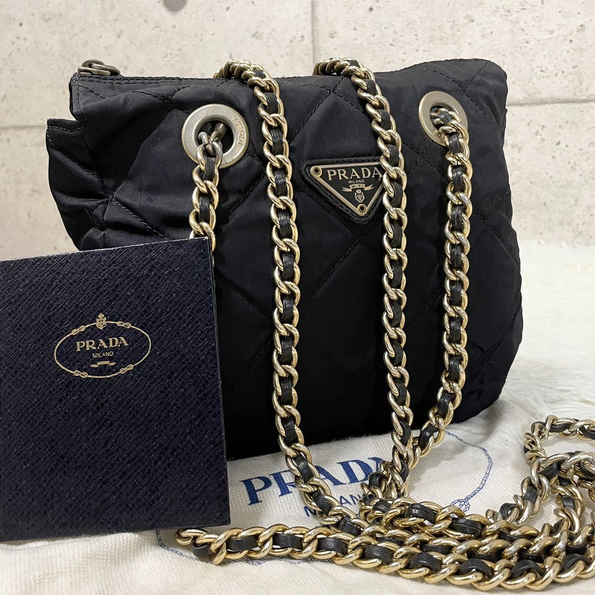 ①1円【90s美品・付属カードあり】プラダ PRADA B2384 キルティング ダブルチェーン ショルダーバッグ 三角プレート ナイロン ブラック 黒_画像1