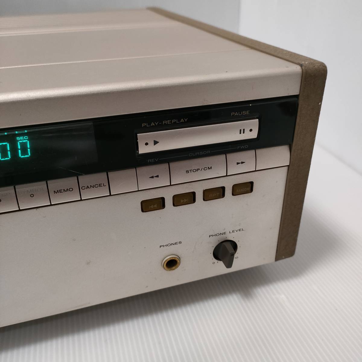 [G0515]Marantz CD-80 CDプレーヤー リモコン 付き　/再生確認済/現状品/RC-80CD/CDデッキ/マランツオーディオ機器/レトロ/ビンテージ/_画像5