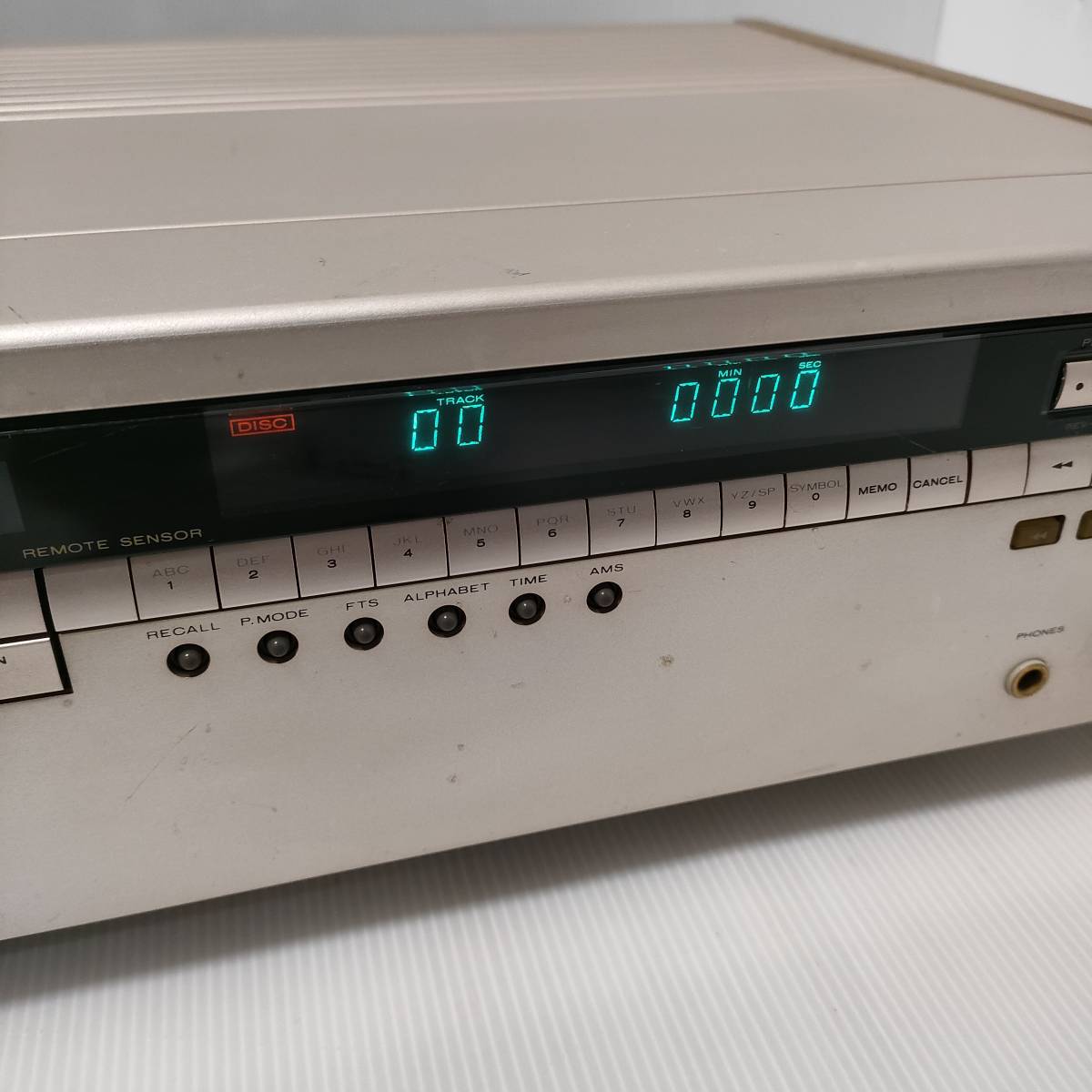[G0515]Marantz CD-80 CDプレーヤー リモコン 付き　/再生確認済/現状品/RC-80CD/CDデッキ/マランツオーディオ機器/レトロ/ビンテージ/_画像4