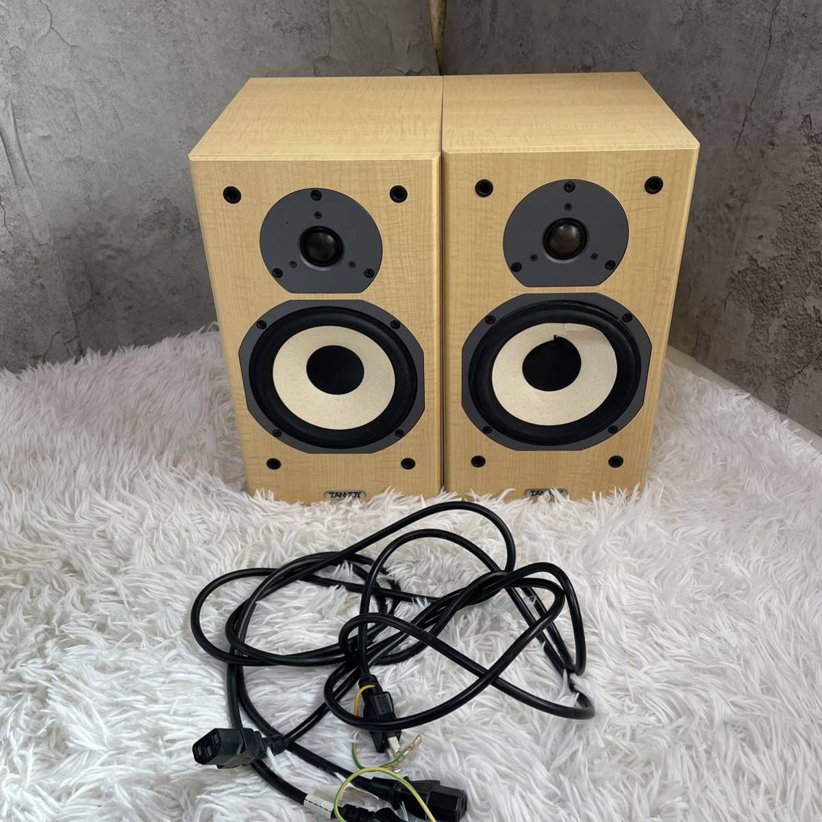 【中古】TANNOY タンノイ mercury mx2 Light Maple ペアスピーカー　片方ジャンク_画像1