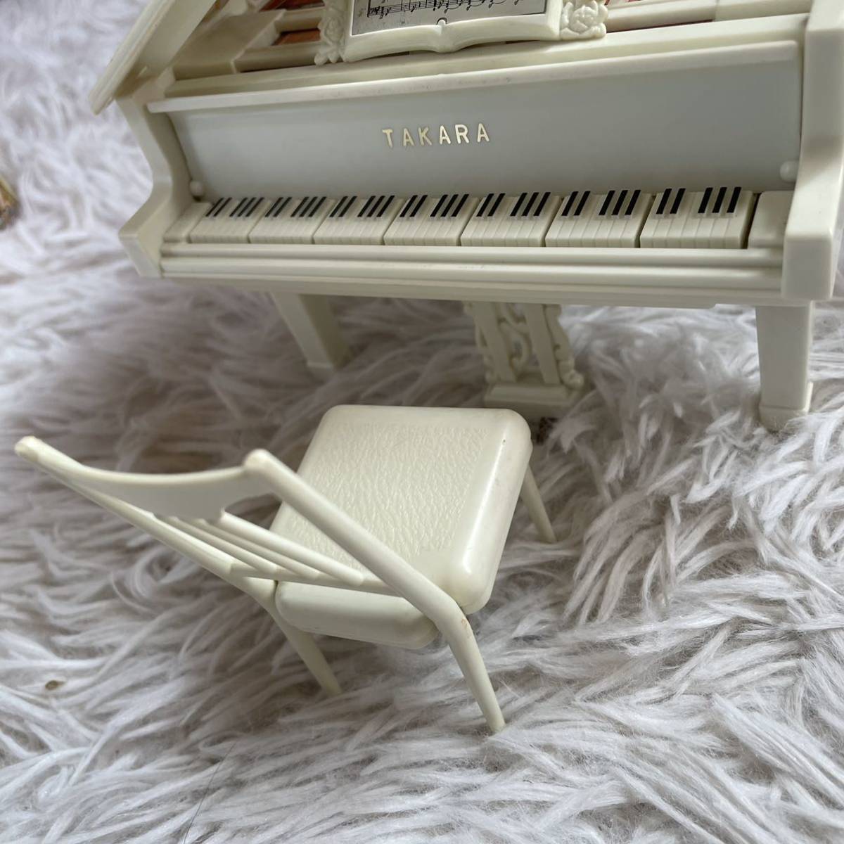 ステキなメロディーいり　オルゴールピアノ　リカちゃんの白い白いセット　動作確認済み_画像5