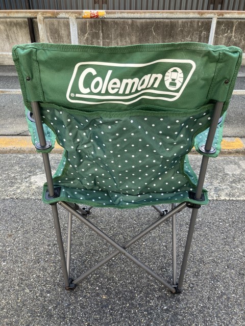 ⑤u736◆Coleman コールマン◆チェア リゾートチェア グリーンドット 2000016996 椅子 折畳 2脚 キャンプ アウトドア 収納袋付き_画像5