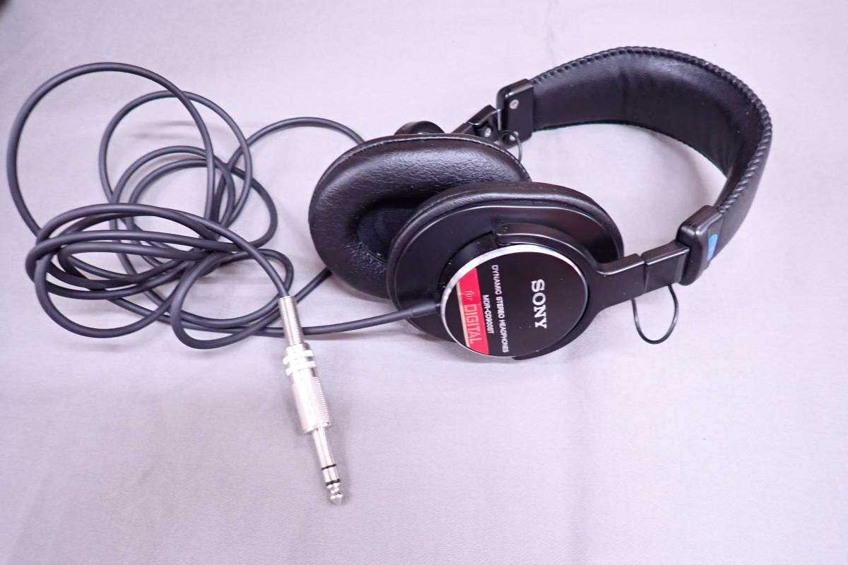 SONY DYNAMIC STEREO HEADPHONES MDR-CD900ST for DIGITAL ソニー ダイナミックステレオヘッドフォン ヘッドホン Z11003_画像1