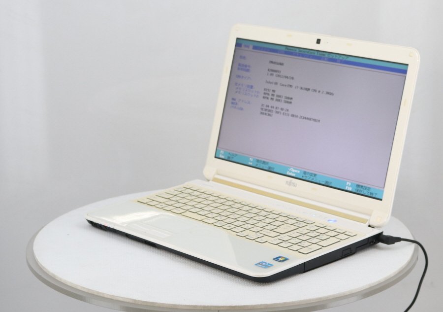 FUJITSU FMVA56HWX LIFEBOOK AH56/H　Core i7 3610QM 2.30GHz 8GB 750GB■現状品_画像1