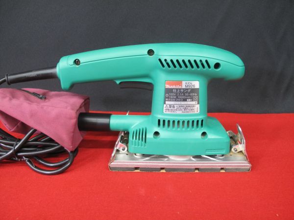 動作確認済み★11163★電動工具 Makita/マキタ 仕上サンダー M926 研磨 木工 加工 DIY 大工道具 サンディングペーパー1枚のみ(中古)_画像2