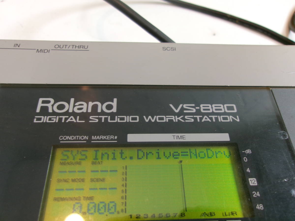 (S-3156)ROLAND マルチトラックレコーダー VS-880 通電確認のみ 現状品_画像3