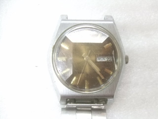 買取り物70sセイコートモニー手巻、自動巻き腕時計2本ジャンク品 Y656の画像2