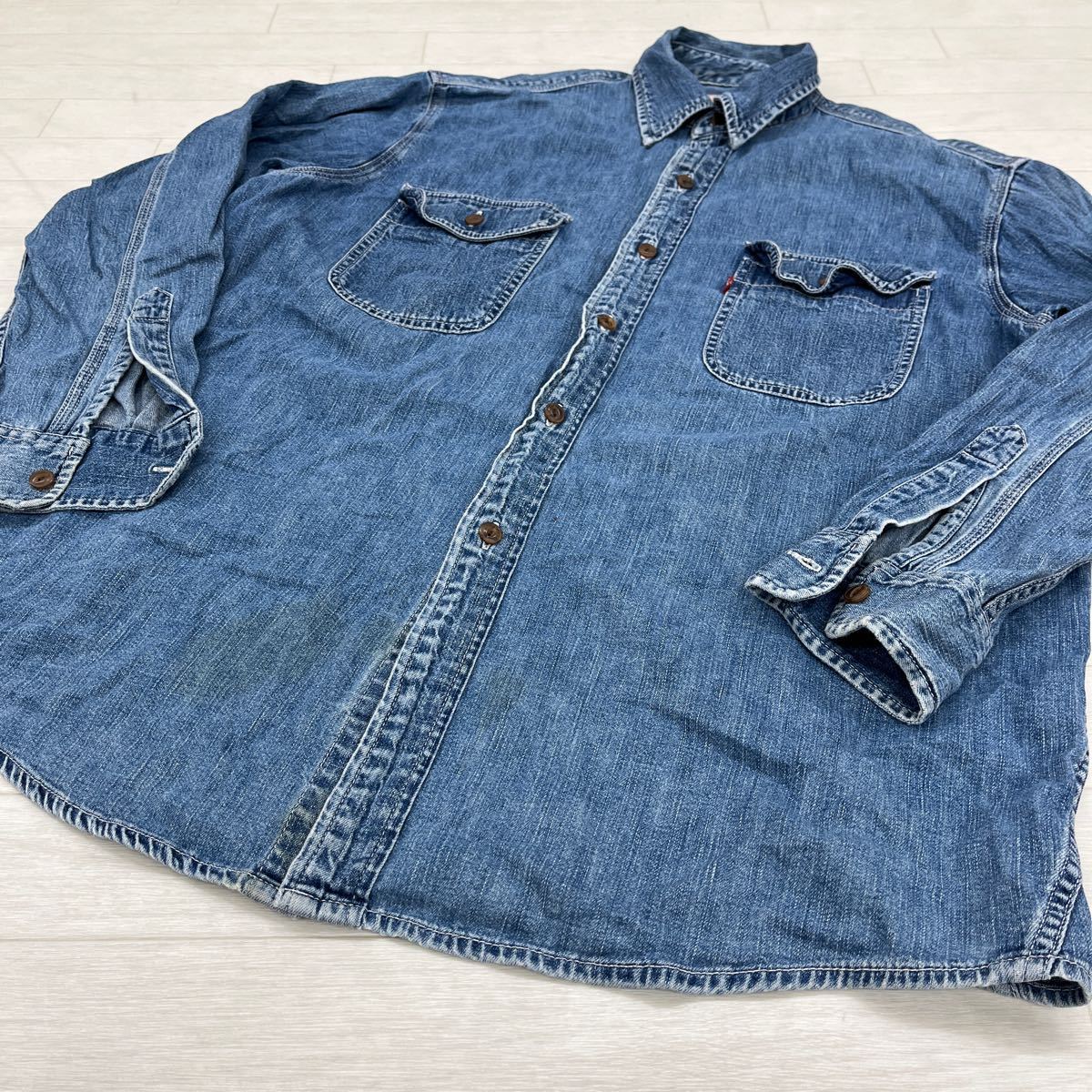 1228◎ Levi's リーバイス トップス デニム 生地 シャツ フルボタン 胸ポケット あり 長袖 カジュアル ブルー メンズM_画像3