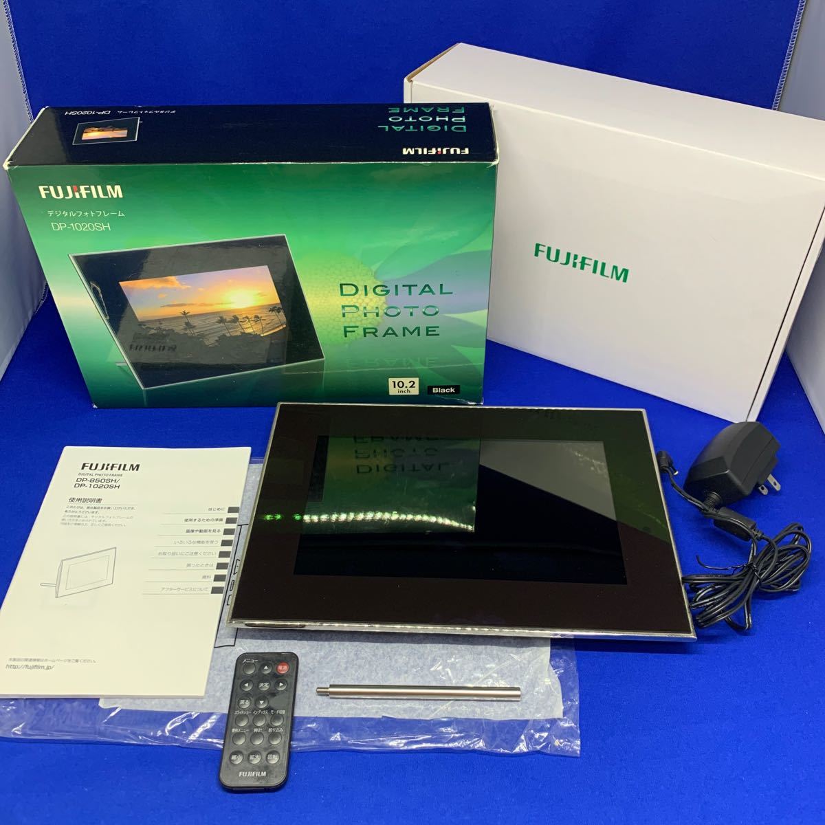 Z9921 FUJIFILM デジタルフォトフレーム 10 2インチ 内蔵 Z9921 FUJIFILM デジタルフォトフレーム 10 2インチ 内蔵
