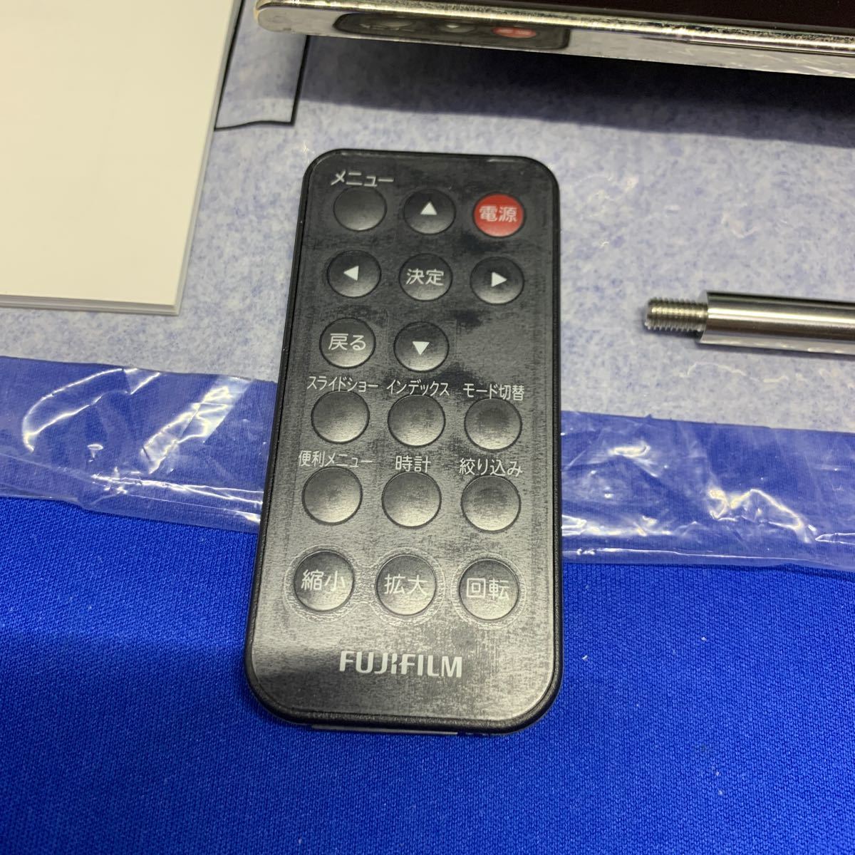 Z9921 FUJIFILM デジタルフォトフレーム 10 2インチ 内蔵 Z9921 FUJIFILM デジタルフォトフレーム 10 2インチ 内蔵