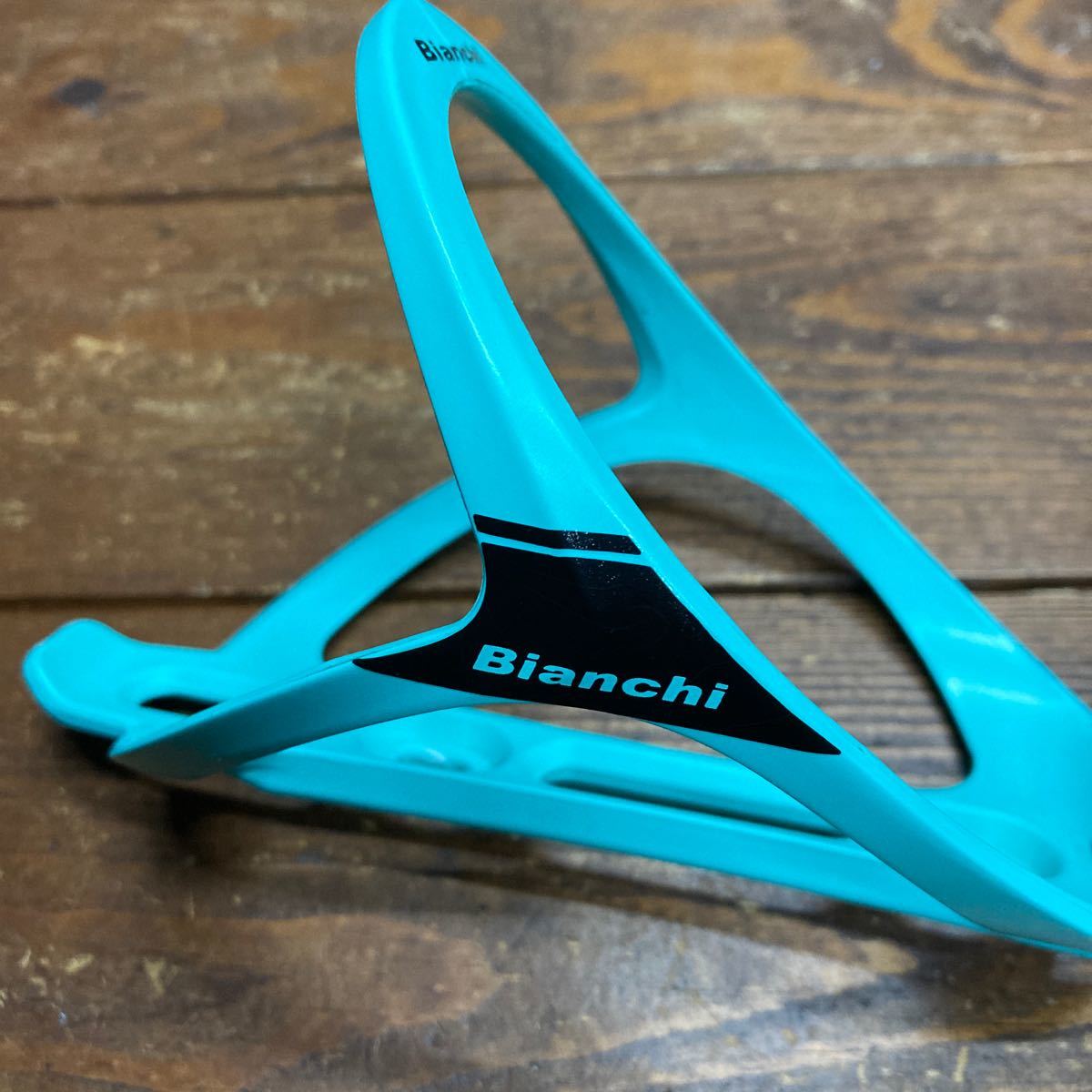 Bianchi ビアンキ ボトルケージ まあまあ美品 形がカッコいい！ Bianchiカラー 人気のモデル ボトルゲージの画像6