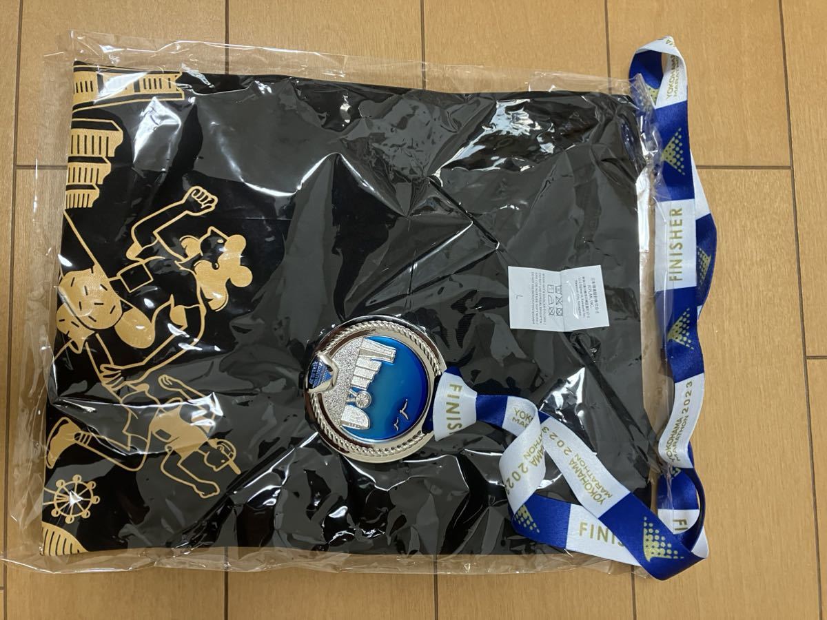 横浜マラソンシャツと完走メダル_画像1