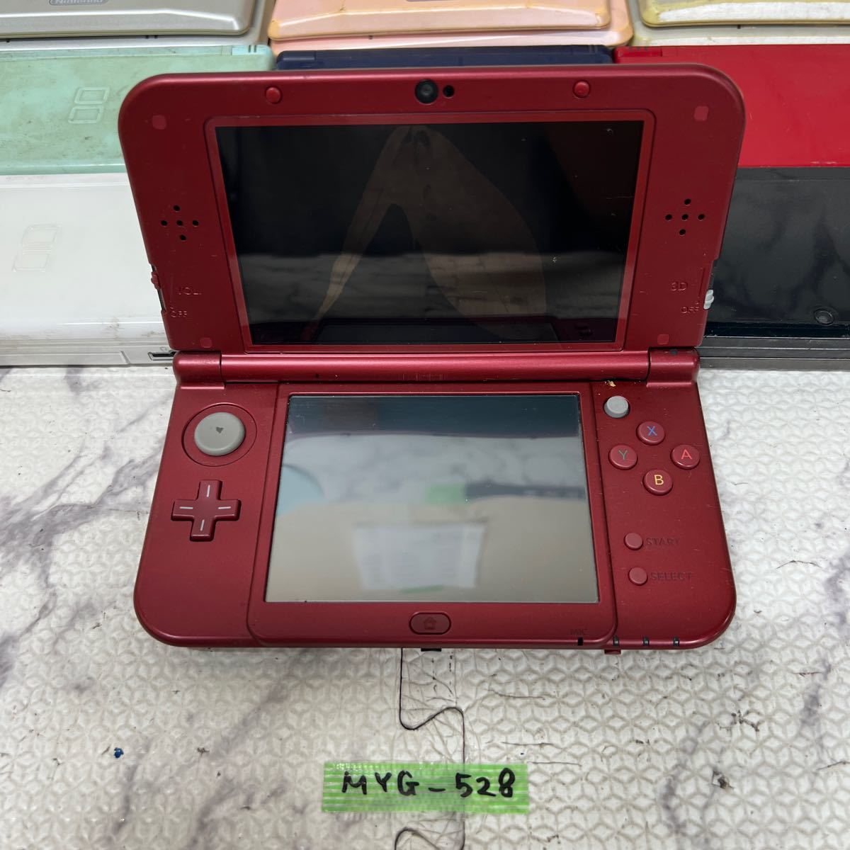 MYG-528 激安 ゲー厶機 本体 Nintendo 3DS LL / 3DS / DSi / DS Lite / DS 動作未確認 10点 まとめ売り ジャンク 同梱不可_画像2