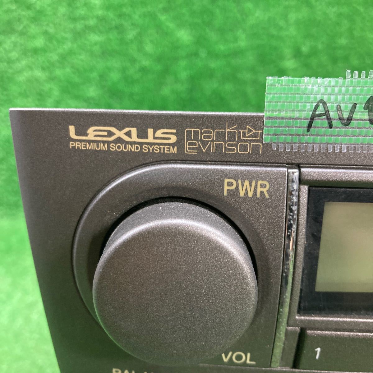 AV11-390 激安 カーステレオ TOYOTA LEXUS FX-MG8687ZT 86120-50C20 DBPK003093ES 6連奏CDチェンジャー カセット 通電未確認 ジャンク_画像2
