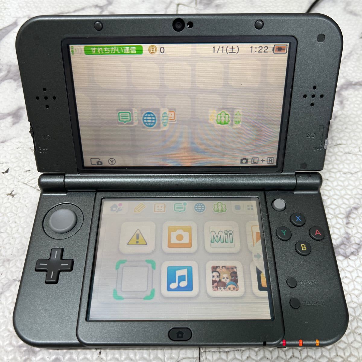 MYG-689 激安 ゲー厶機 本体 New Nintendo 3DS LL 通電、起動OK ジャンク 同梱不可_画像2