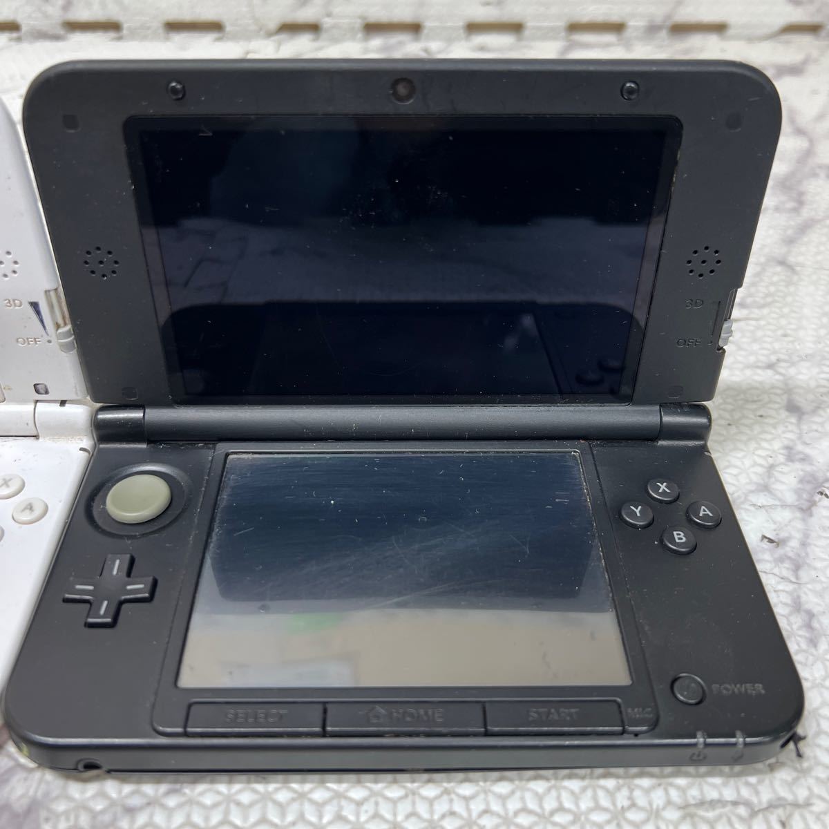 MYG-707 激安 ゲー厶機 本体 Nintendo 3DS LL 動作未確認 2点 まとめ売り ジャンク 同梱不可_画像3