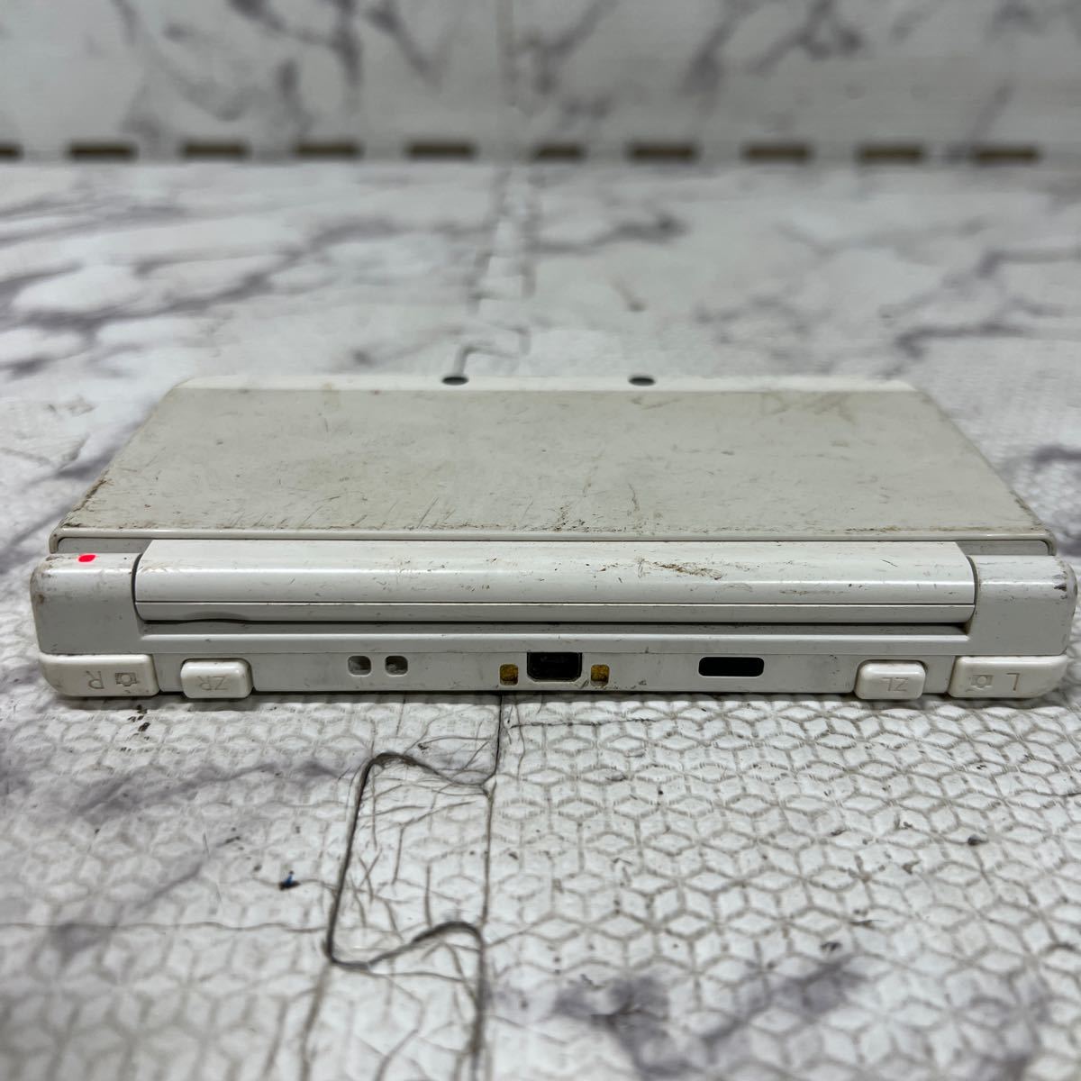 MYG-717 激安 ゲー厶機 本体 New Nintendo 3DS 通電、起動OK ジャンク 同梱不可_画像5