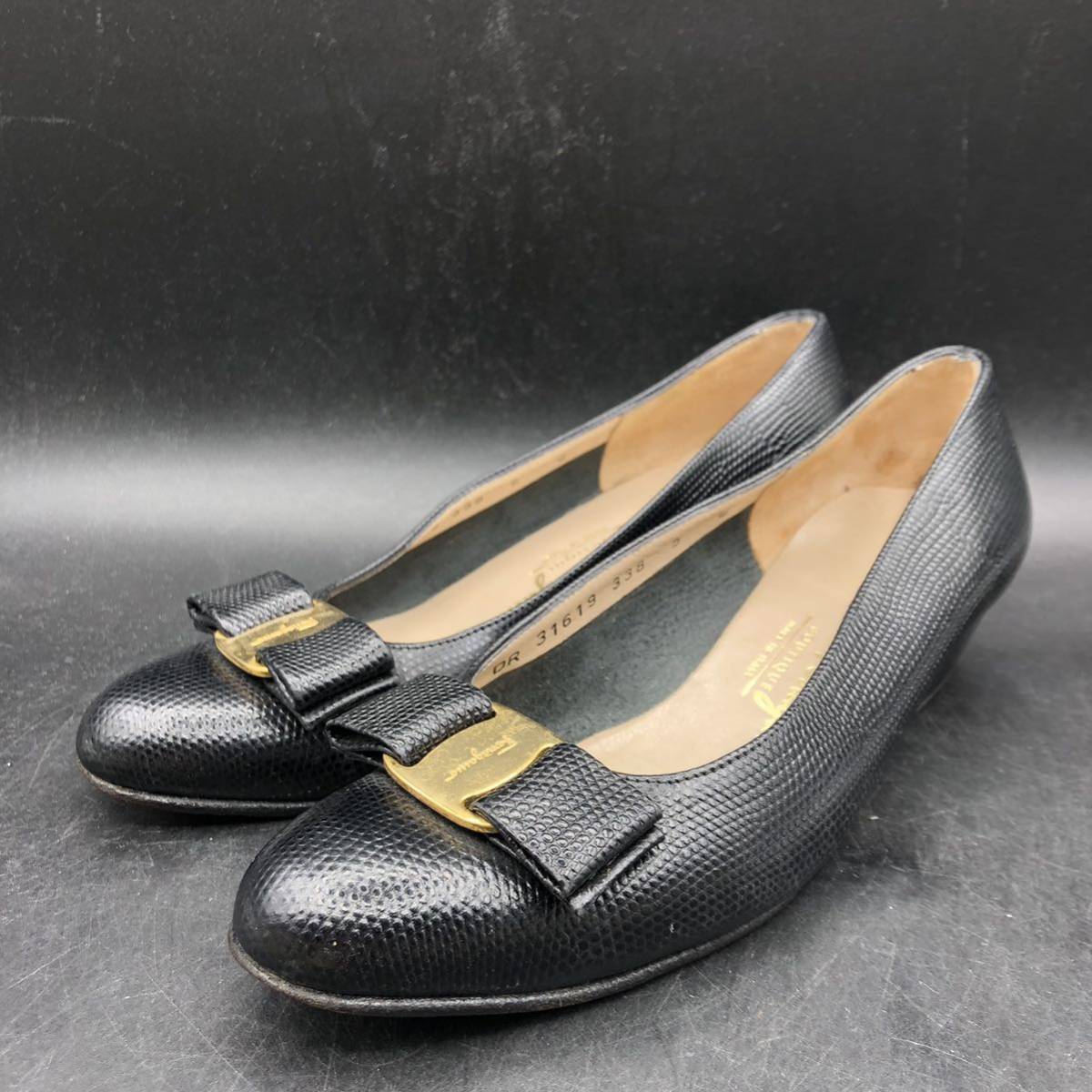 新しいブランド Salvatore Ferragamoパンプス ヴァラリボン 5C 22.5cm
