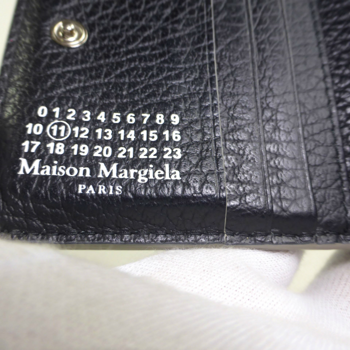  mezzo n Margiela (Maison Margiela)bai складной бумажник compact двойной бумажник S56UI0140 черный краска ( б/у )